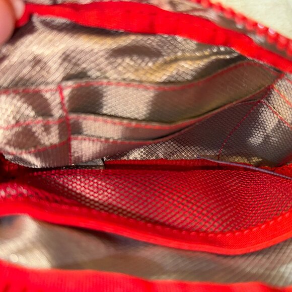 The Iris & Rainbow Carry-All Wallet - Red - Picture 6 of 7